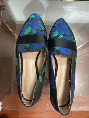 Kelly & Katie Blue and Green Floral Pointed Loafers